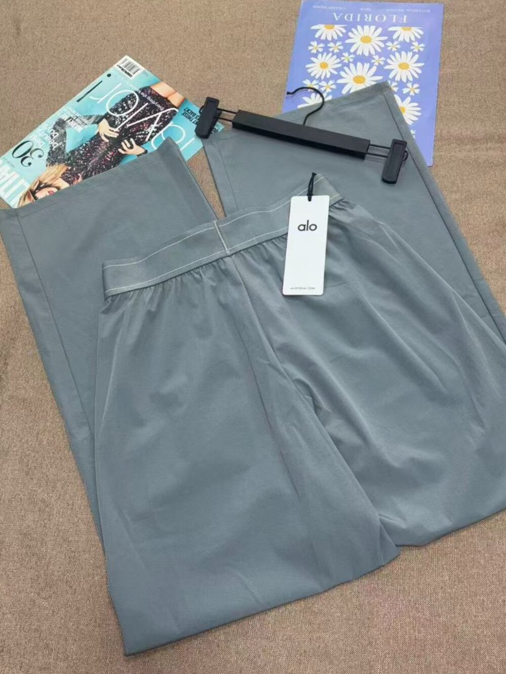 🧊Alo Yoga Suit Up Trouser Steel Gray Regular 🎯 Minimal Style - Picture 4 of 11
